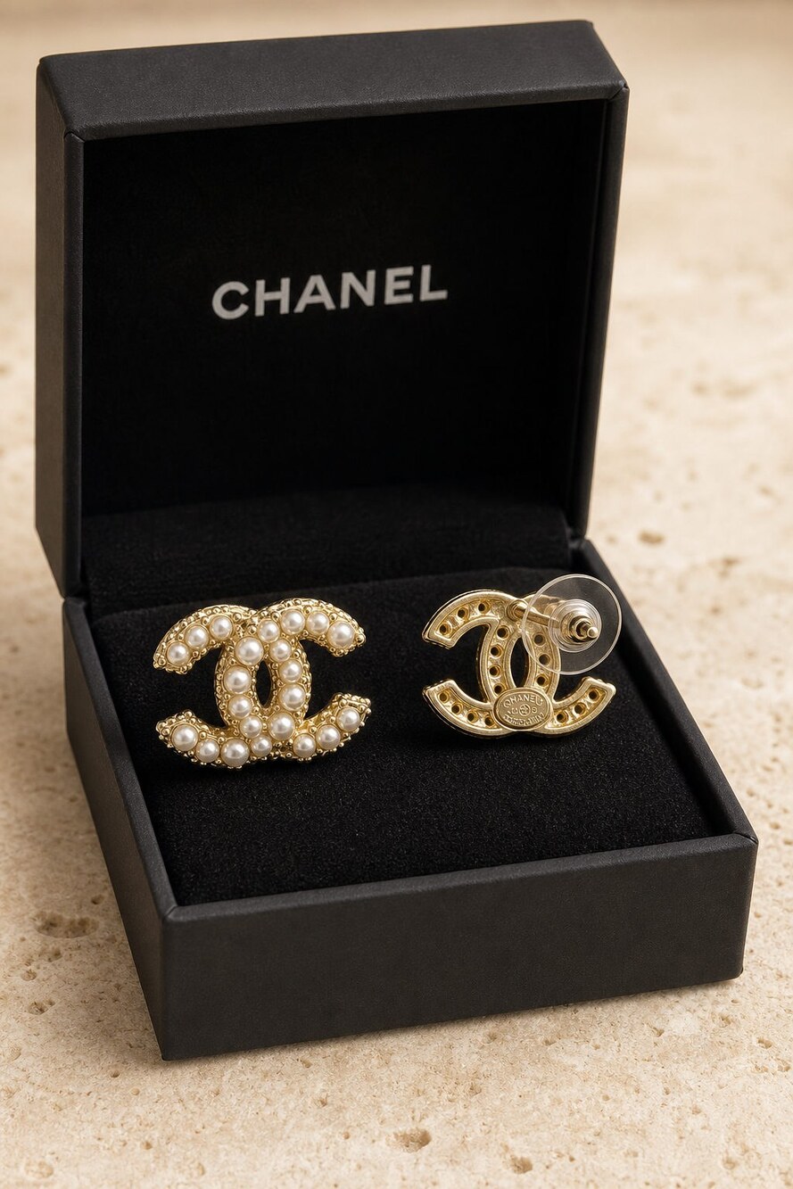 CHANEL Classic Parisian Earrings Style 32 | New with Box - Picture 5 of 9